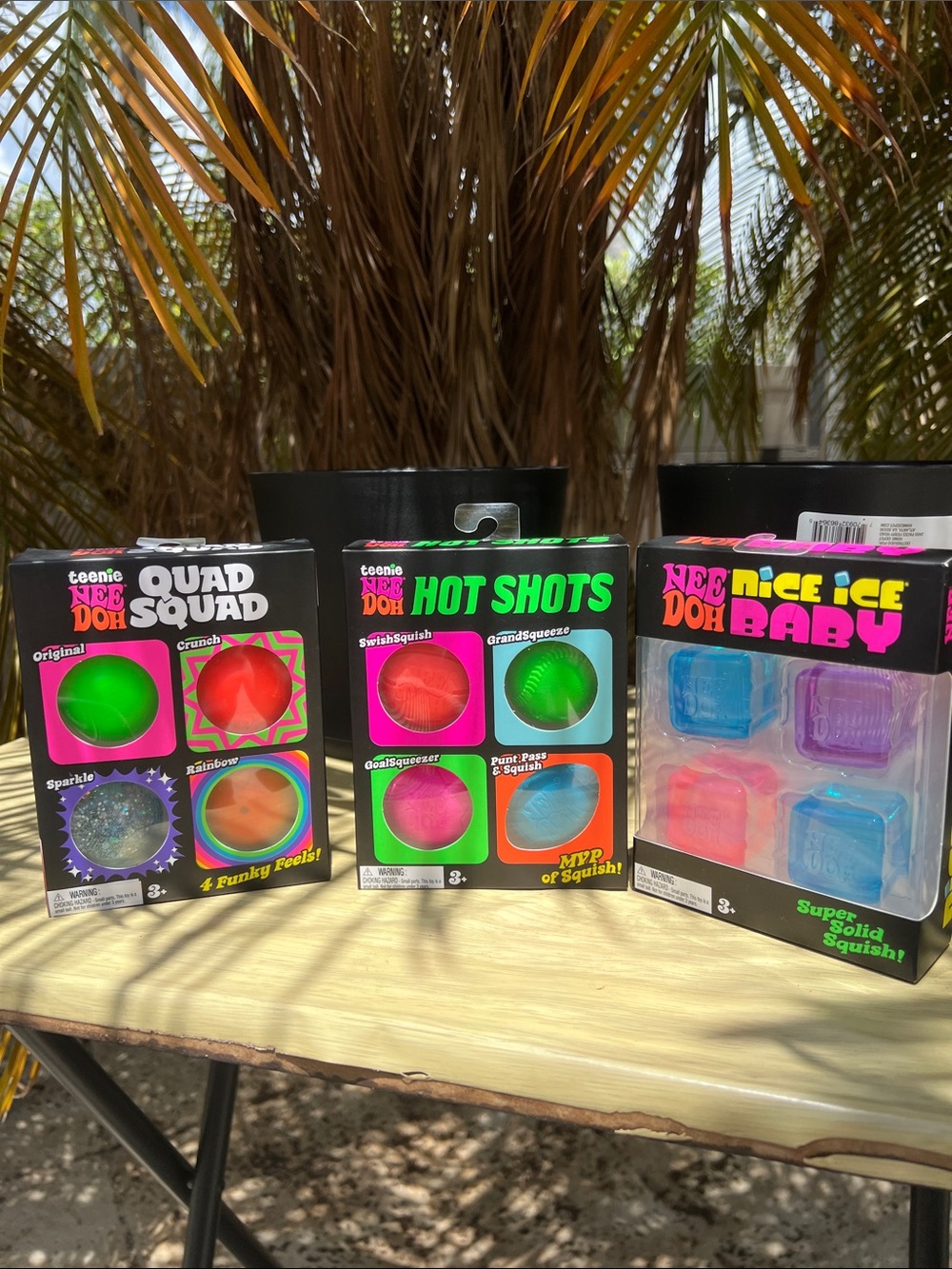 **AUTHENTIC** NeeDoh 3pack! 12 NeeDoh in total!